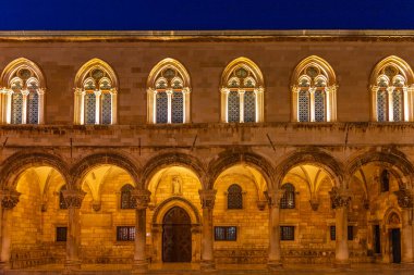 Hırvatistan 'ın Dubrovnik kentindeki rektör sarayının gündoğumu manzarası