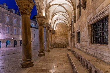 Hırvatistan 'ın Dubrovnik kentindeki rektör sarayının gündoğumu manzarası