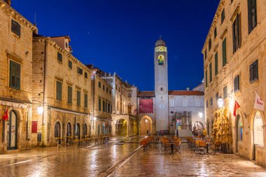 Hırvatistan 'ın Dubrovnik kentindeki Stradun Caddesi' nin gün doğumu manzarası