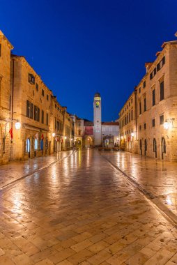 Hırvatistan 'ın Dubrovnik kentindeki Stradun Caddesi' nin gün doğumu manzarası