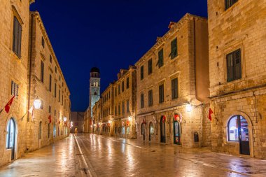 Hırvatistan 'ın Dubrovnik kentindeki Stradun Caddesi' nin gün doğumu manzarası