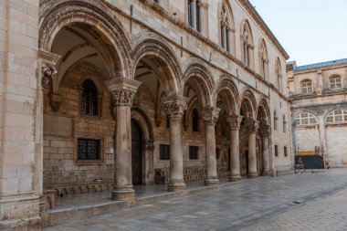 Hırvatistan 'ın Dubrovnik kentindeki rektör sarayının gündoğumu manzarası