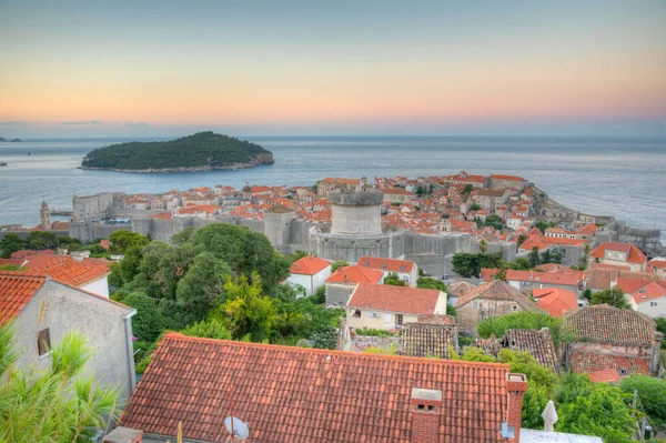 Hırvatistan 'ın eski Dubrovnik kentinin gündoğumu manzarası