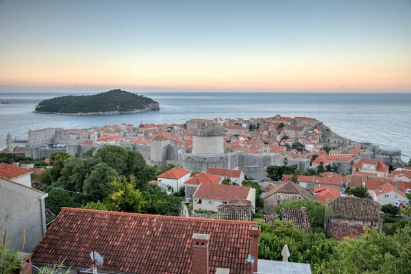 Hırvatistan 'ın eski Dubrovnik kentinin gündoğumu manzarası