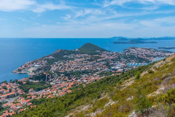 Hırvatistan 'ın Dubrovnik kentinin çağdaş kesiminin havadan görüşü