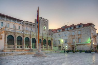 Hırvatistan 'ın Hvar limanında Loggia