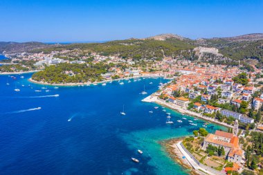 Hırvat kenti Hvar 'ın hava manzarası