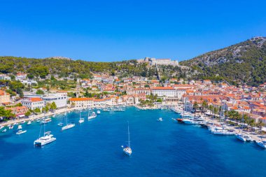 Hırvat kenti Hvar 'ın hava manzarası