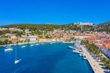 Hırvat kenti Hvar 'ın hava manzarası