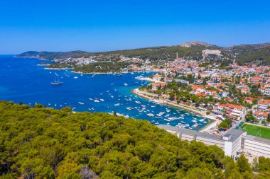 Hırvat kenti Hvar 'ın hava manzarası