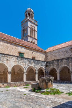 Hırvatistan 'ın Hvar kentindeki Fransisken Manastırı