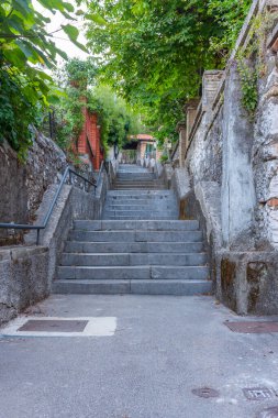 Hırvatistan 'ın Rijeka kentindeki Trsat kalesine giden merdiven