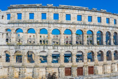 Hırvatistan 'ın Pula kentinde Roma Amfitiyatrosuna Bakış