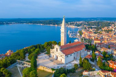 Hırvat kenti Rovinj 'deki Aziz Euphemia Kilisesi