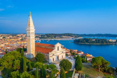 Hırvat kenti Rovinj 'deki Aziz Euphemia Kilisesi