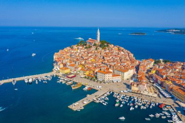 Hırvat kenti Rovinj 'in hava manzarası