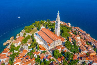 Hırvat kenti Rovinj 'deki Aziz Euphemia Kilisesi