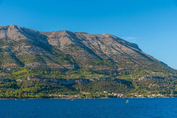 Hırvatistan 'ın Orebiç kentinin üzerindeki Sveti Ilija dağı
