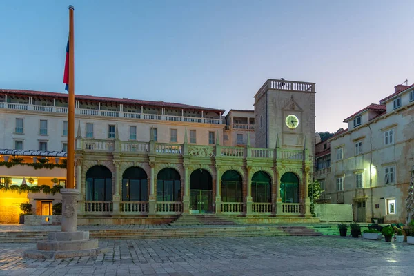 Hırvatistan 'ın Hvar limanında Loggia