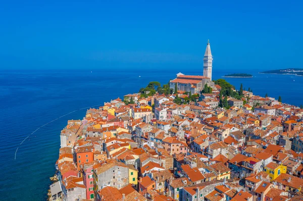 Hırvat kenti Rovinj 'deki Aziz Euphemia Kilisesi