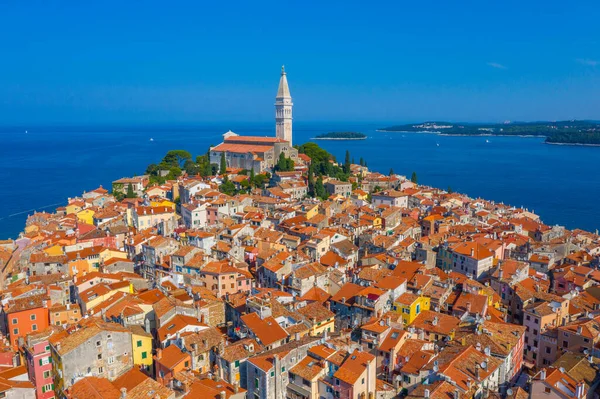 Hırvat kenti Rovinj 'deki Aziz Euphemia Kilisesi