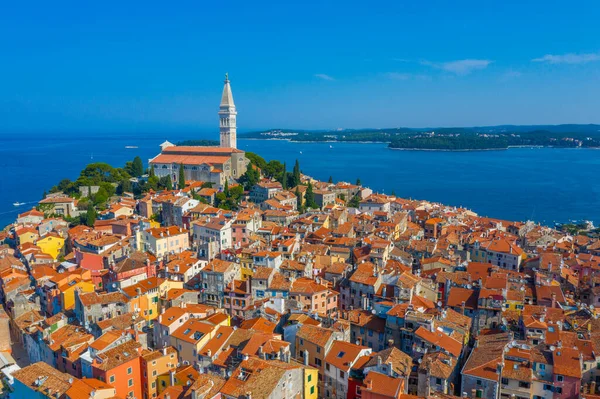 Hırvat kenti Rovinj 'deki Aziz Euphemia Kilisesi