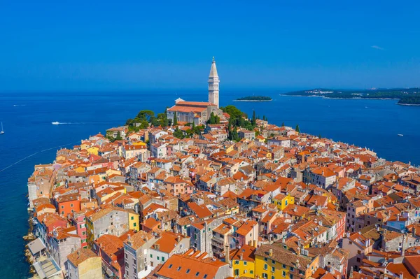 Hırvat kenti Rovinj 'deki Aziz Euphemia Kilisesi