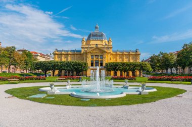 Zagreb ve Hırvatistan 'da sarı sanat pavyonu