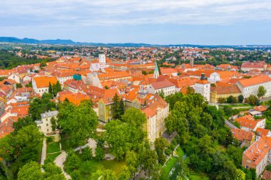 Hırvatistan 'ın üst kasabası Zagreb' in hava manzarası