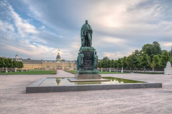 Karlsruhe Palace Monument Karl Friedrich Germany — 스톡 사진