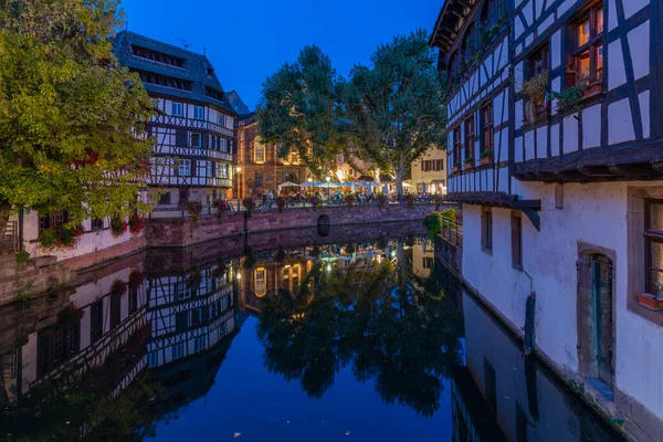 Vista Atardecer Coloridas Casas Distrito Petite France Estrasburgo Alemania — Foto de Stock