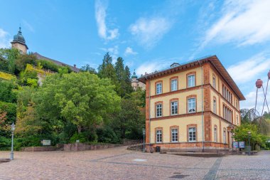 Baden Baden, Almanya 'da genç sanatçılar cemiyeti kuruluyor.