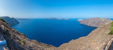 Oia kasabası, Greec ile Santorini adasının manzarası