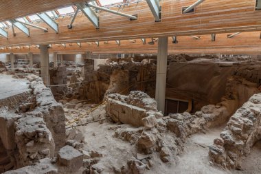 Yunanistan 'ın Santorini adasında tarih öncesi Akrotiri kasabası