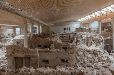 Yunanistan 'ın Santorini adasında tarih öncesi Akrotiri kasabası