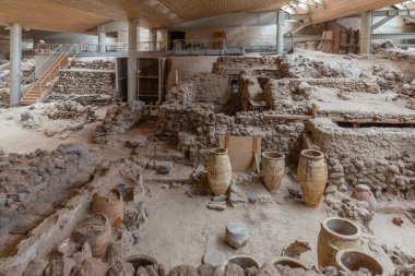 Yunanistan 'ın Santorini adasında tarih öncesi Akrotiri kasabası