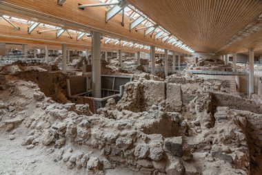 Yunanistan 'ın Santorini adasında tarih öncesi Akrotiri kasabası