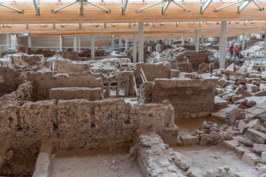Yunanistan 'ın Santorini adasında tarih öncesi Akrotiri kasabası