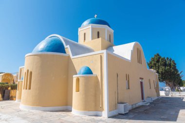 Oia 'daki Aziz George Kilisesi, Santorini Adası, Yunanistan