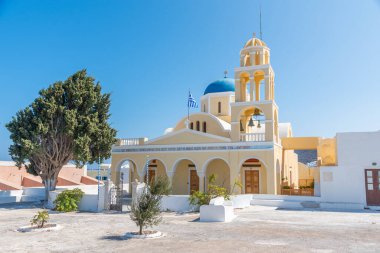 Oia 'daki Aziz George Kilisesi, Santorini Adası, Yunanistan