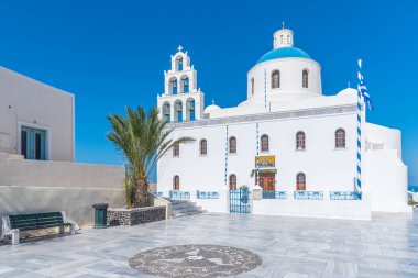 Yunanistan 'ın Santorini kentindeki Panagia Platsani Kilisesi