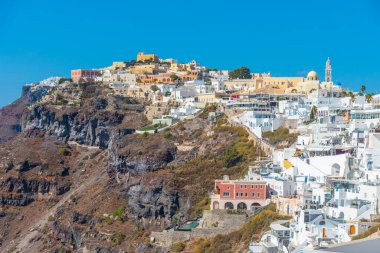 Yunanistan 'ın Santorini adasındaki Firostefani köyü