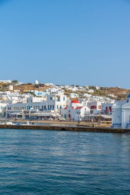 Yunanistan 'daki eski Mykonos limanının manzarası