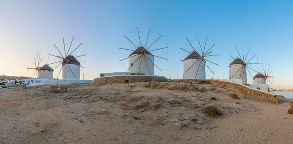 Vue Lever Soleil Sur Les Moulins Vent Surplombant Mer Égée — Photo