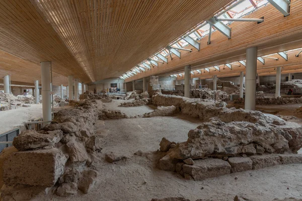 Yunanistan 'ın Santorini adasında tarih öncesi Akrotiri kasabası