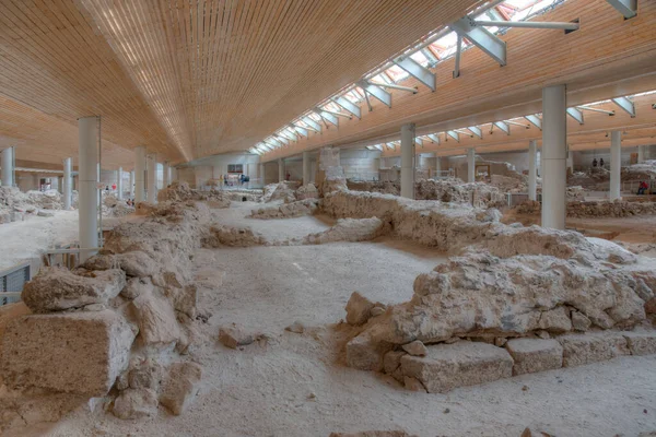 Yunanistan 'ın Santorini adasında tarih öncesi Akrotiri kasabası