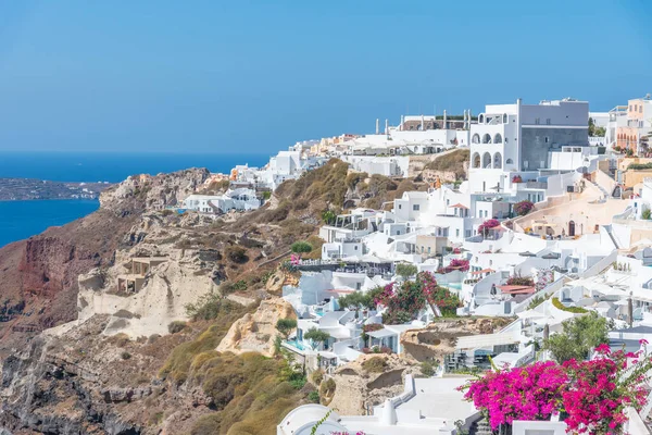 Yunanistan 'ın Santorini adasında Oia Panoraması