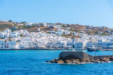 Yunanistan 'daki eski Mykonos limanının manzarası