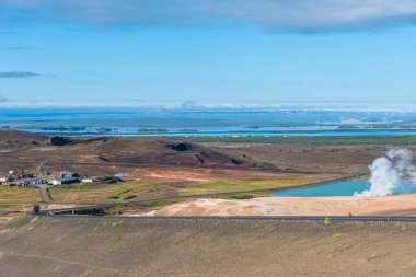 İzlanda 'daki Myvatn Gölü' nün doğal manzarası