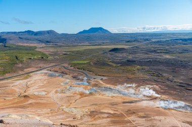 Hver, İzlanda 'da fümeroller ve çamur havuzları